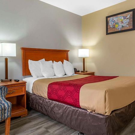 Econo Lodge & Suites Southern Pines Zewnętrze zdjęcie