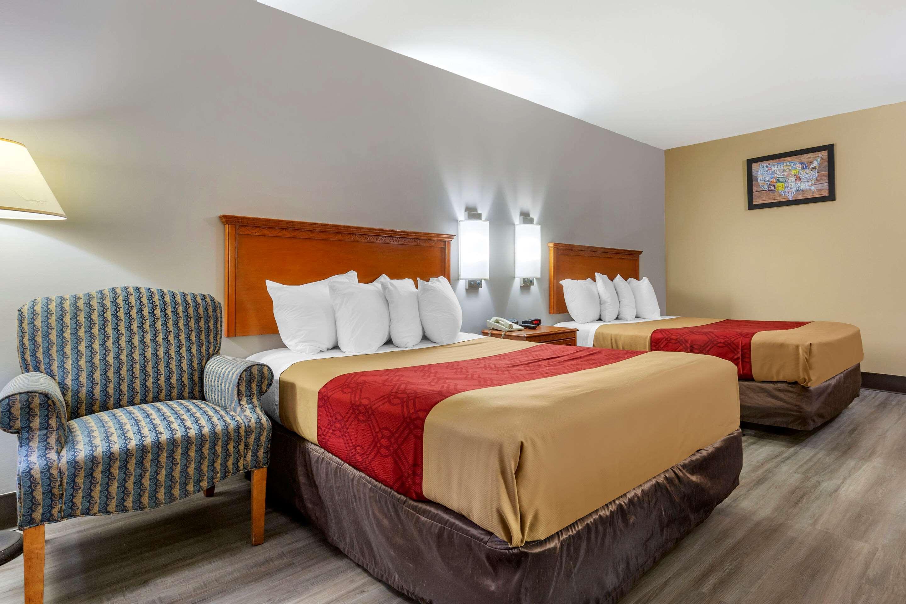 Econo Lodge & Suites Southern Pines Zewnętrze zdjęcie