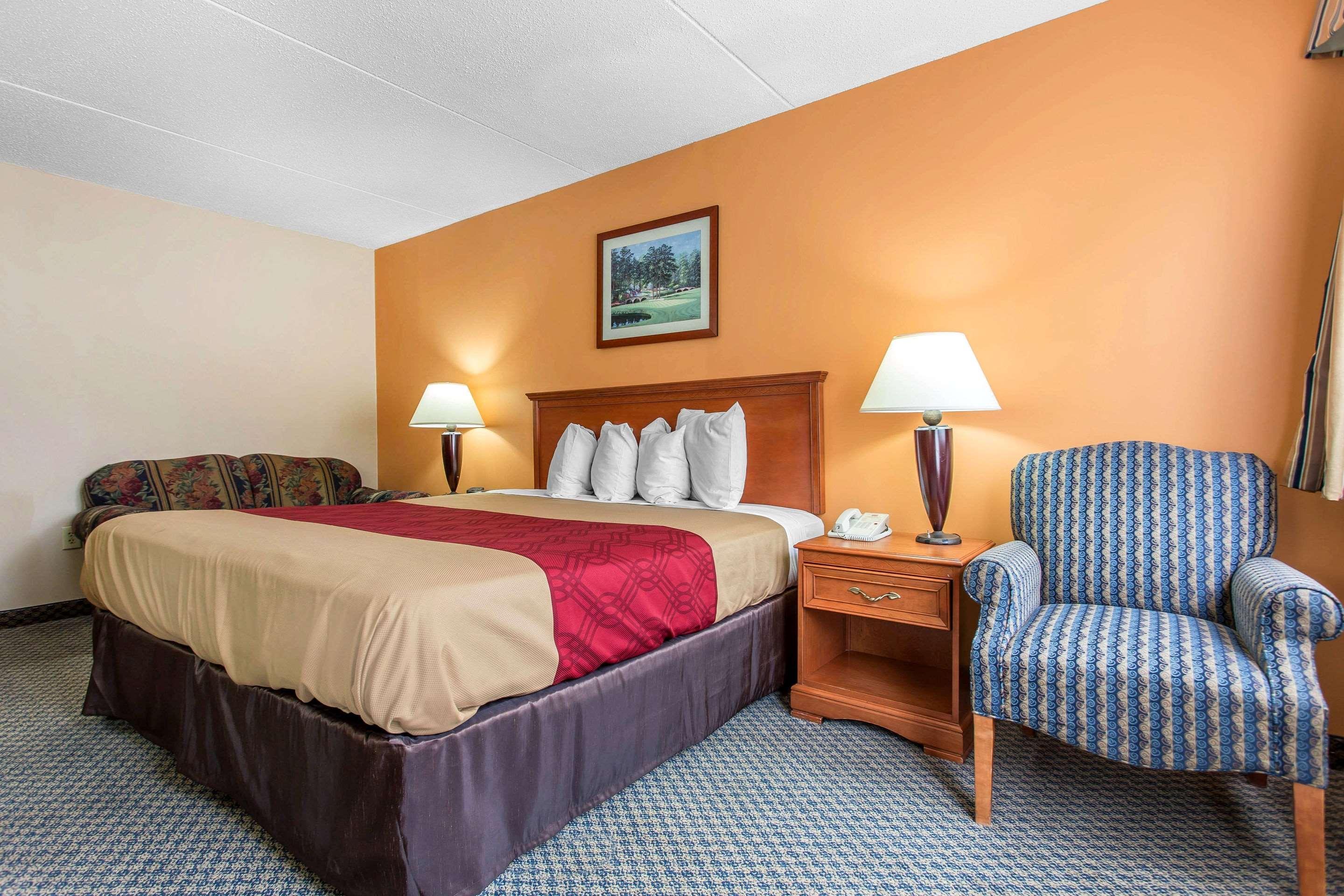 Econo Lodge & Suites Southern Pines Zewnętrze zdjęcie