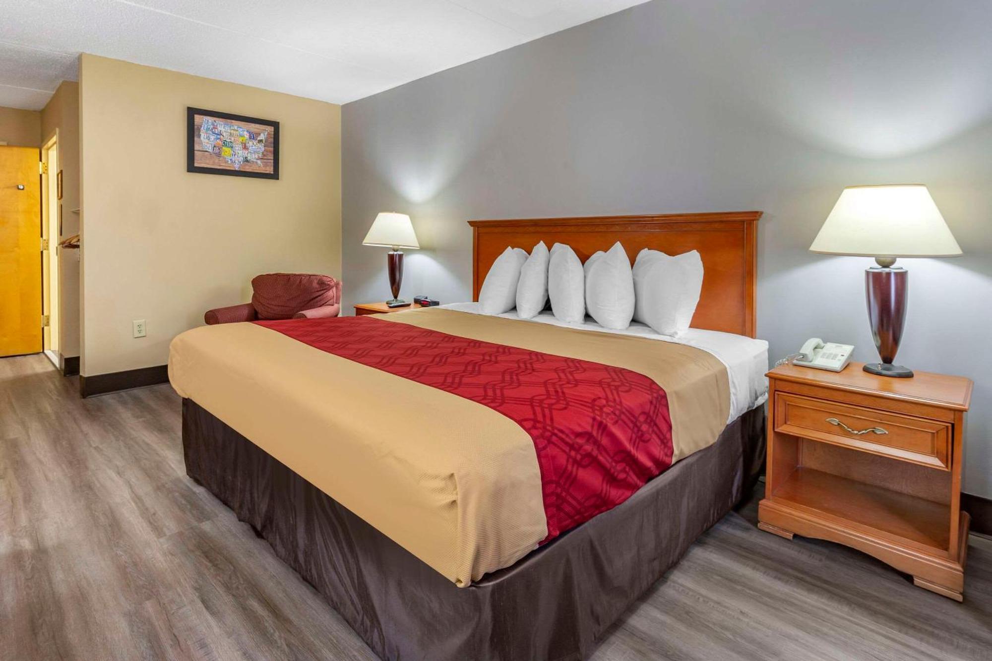 Econo Lodge & Suites Southern Pines Zewnętrze zdjęcie