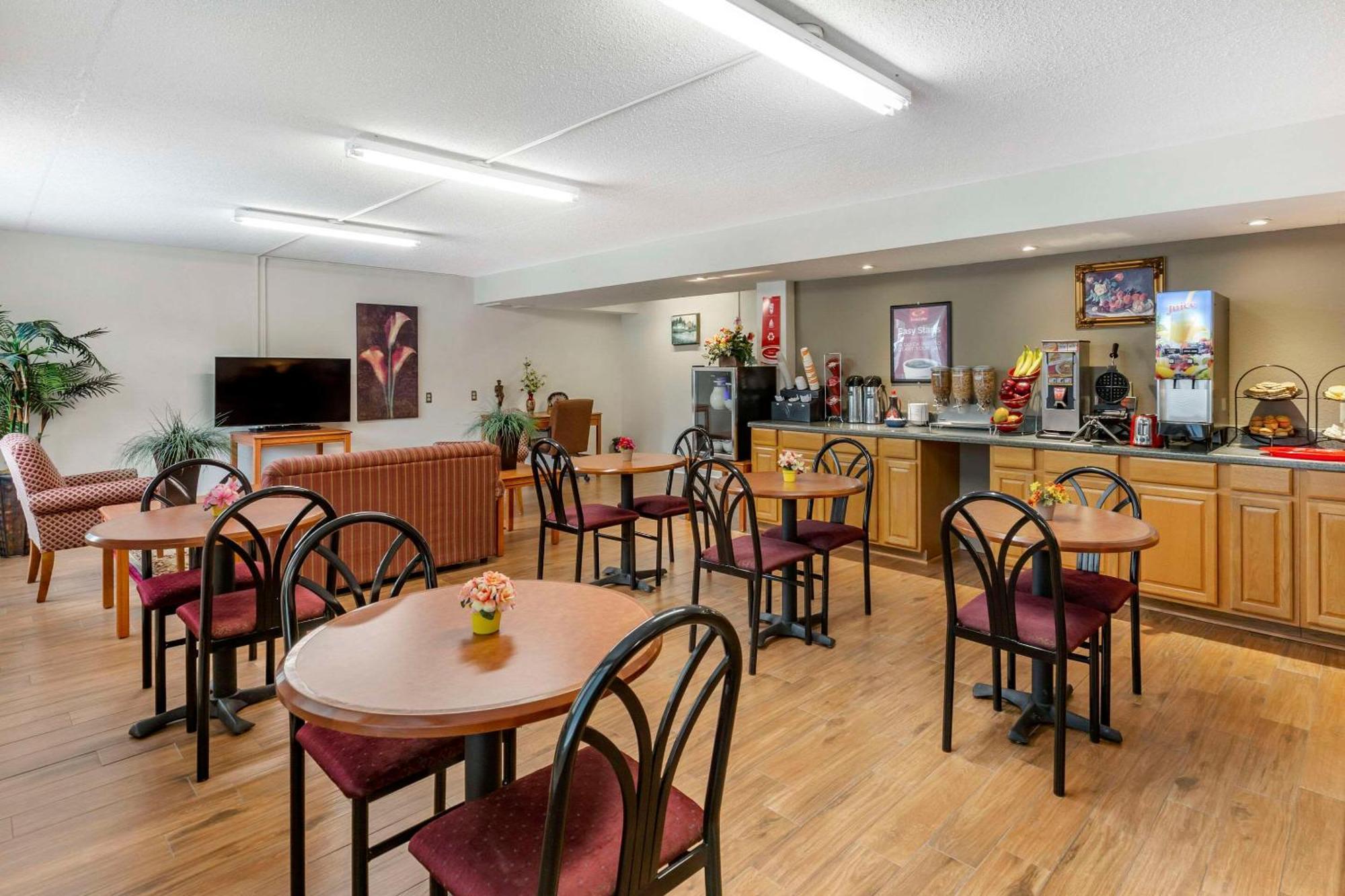 Econo Lodge & Suites Southern Pines Zewnętrze zdjęcie