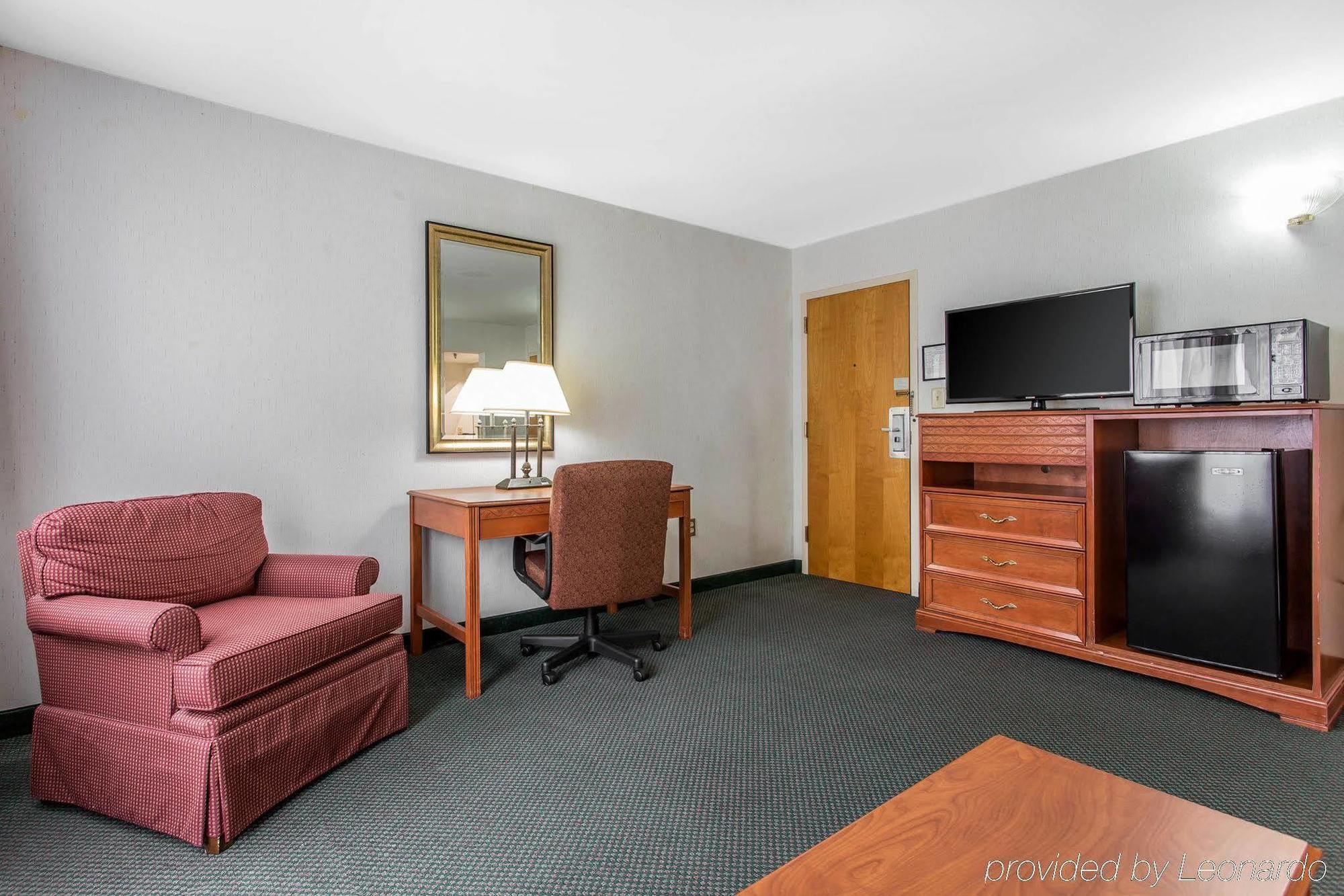 Econo Lodge & Suites Southern Pines Zewnętrze zdjęcie